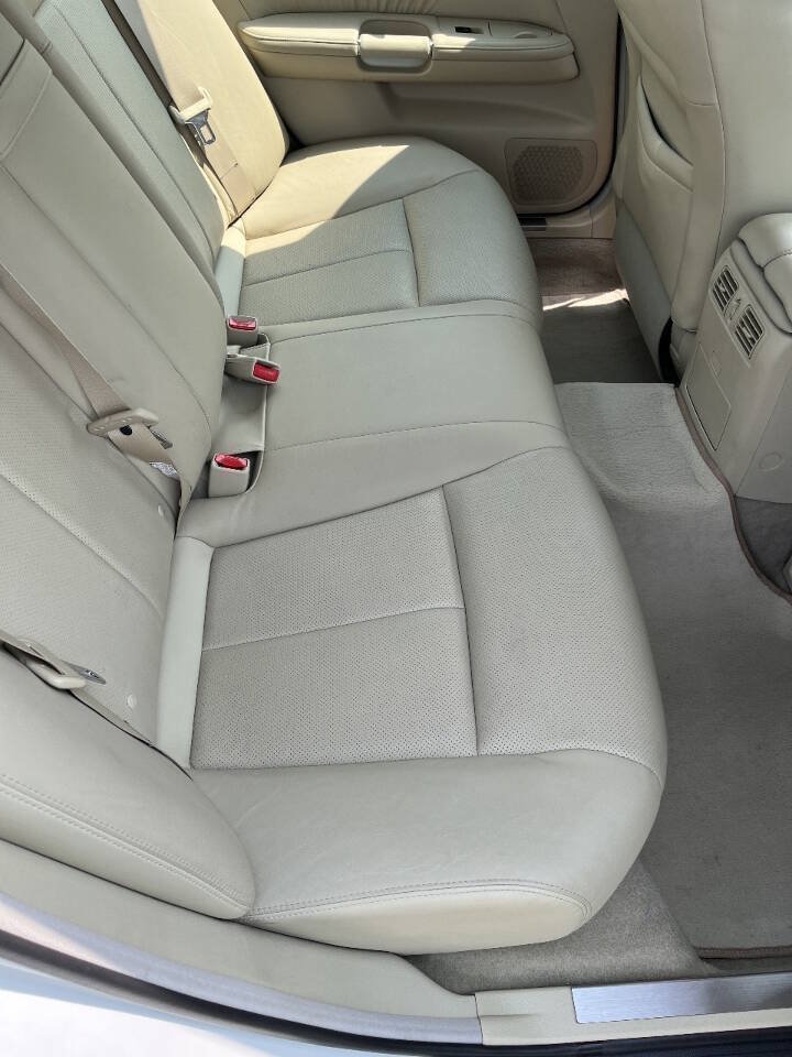 Used 2008 INFINITI M35 w/ Technology Pkg RWD image 12