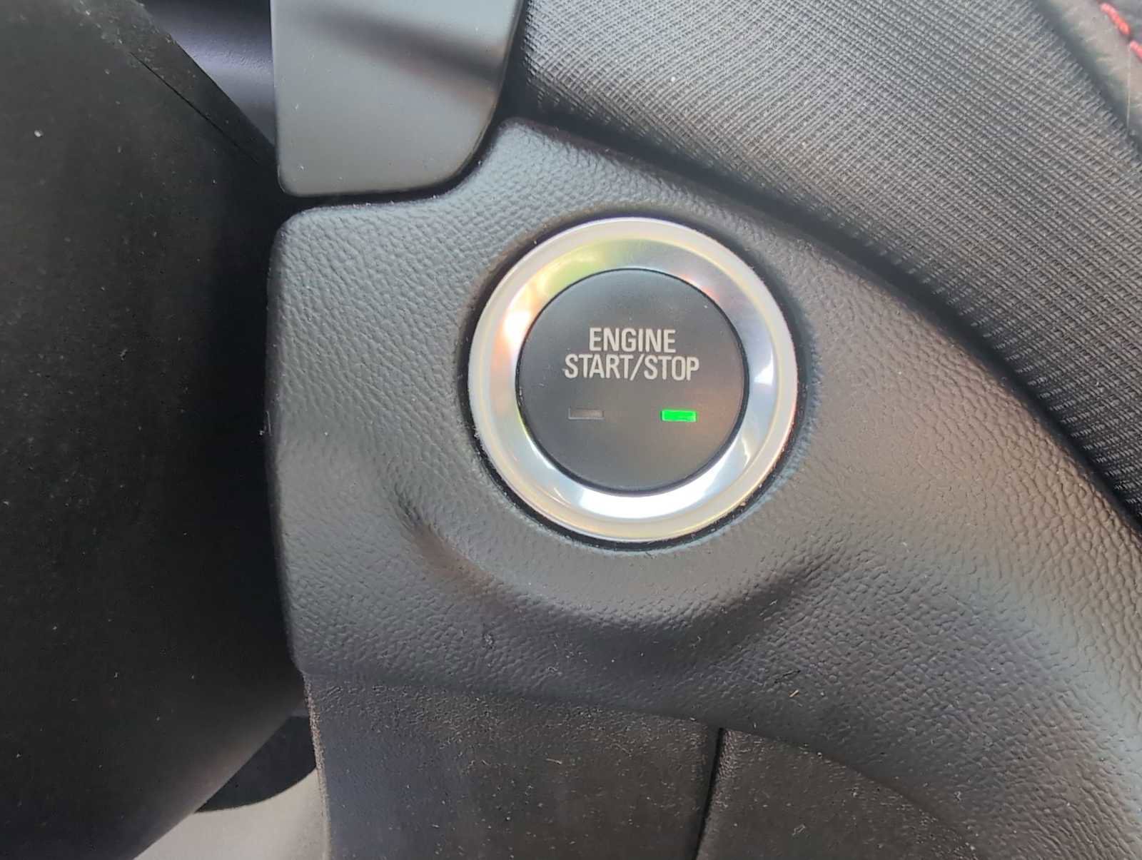 Used 2022 Chevrolet Equinox RS w/ Infotainment Package AWD/4WD image 19
