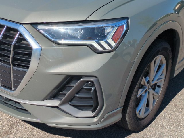 Used 2025 Audi Q3 2.0T Premium AWD/4WD image 9