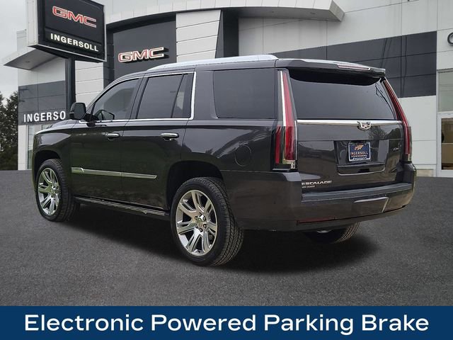 Used 2017 Cadillac Escalade Premium Luxury AWD/4WD image 23