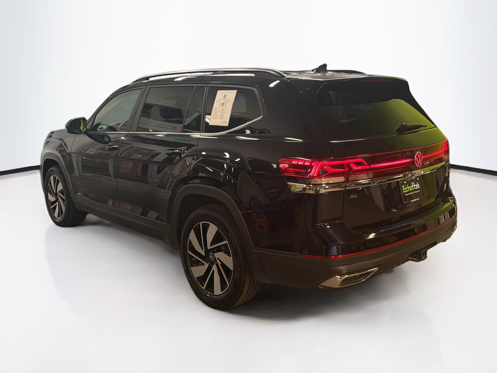 Used 2026 Volkswagen Atlas SE AWD/4WD image 5