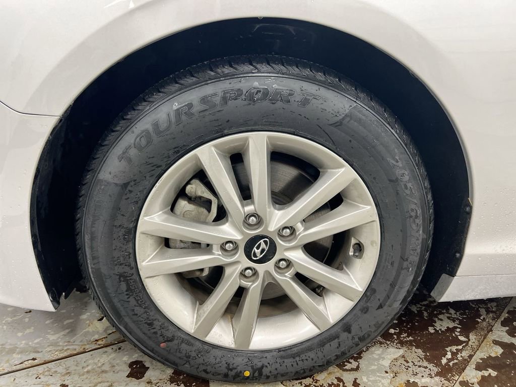 Used 2015 Hyundai Sonata SE w/ Option Group 09 image 26