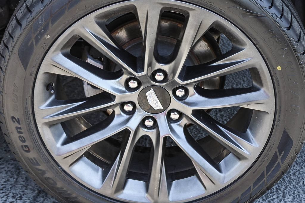 Used 2019 Cadillac Escalade ESV Luxury w/ Escalade Sport Edition AWD/4WD image 11