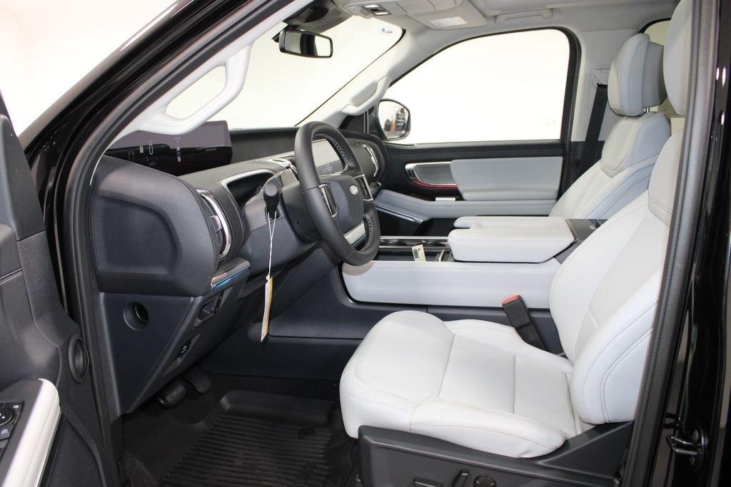 New 2027 Ford Expedition Platinum RWD image 22
