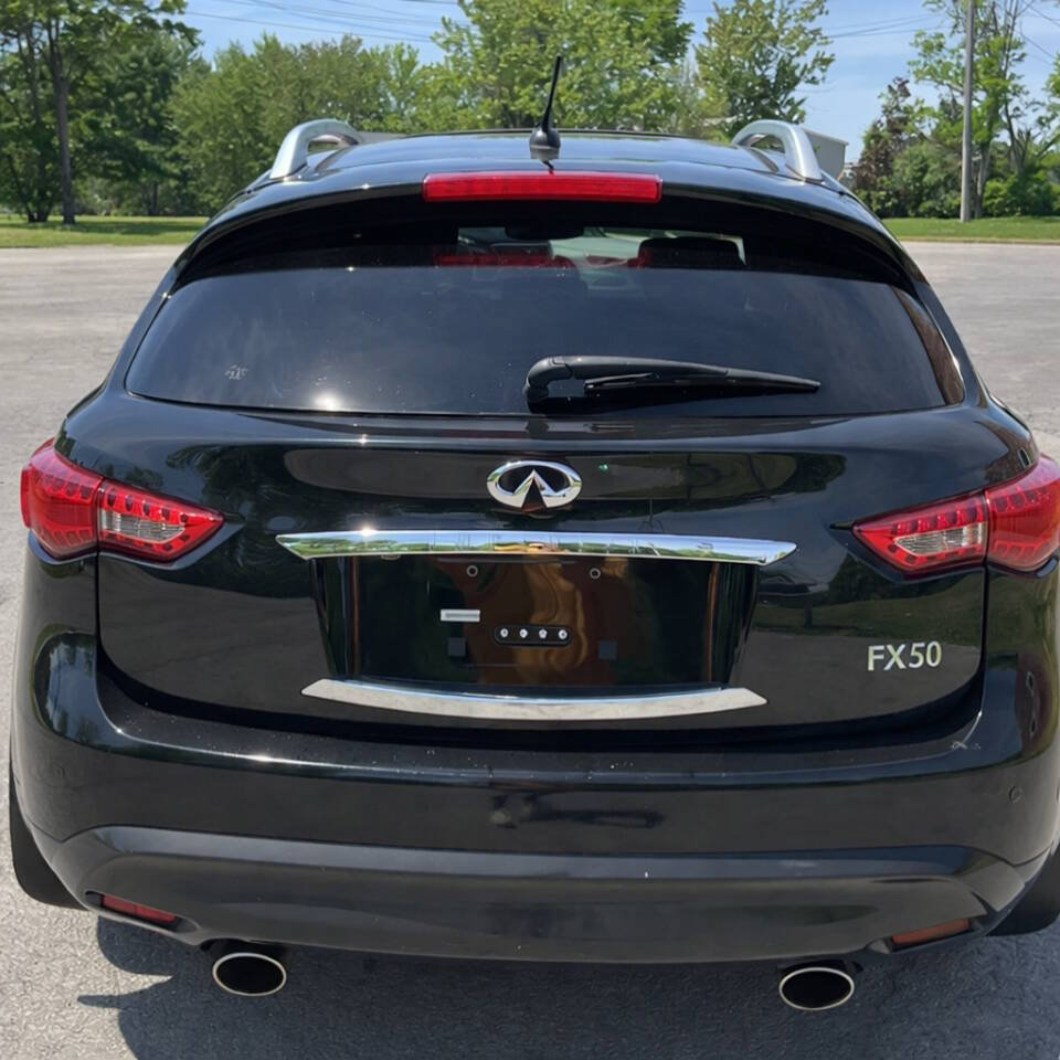 Used 2009 INFINITI FX50 AWD image 2
