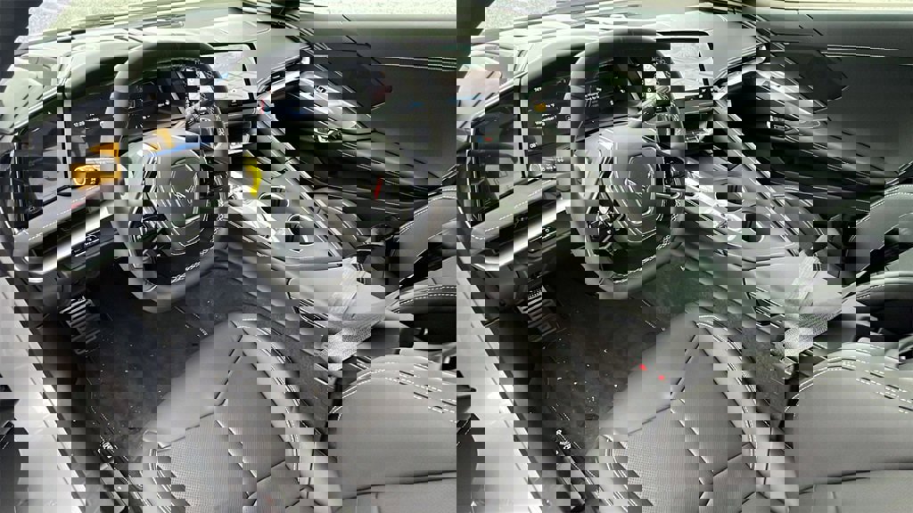 New 2026 Chevrolet Corvette Stingray Coupe w/ 1LT image 17