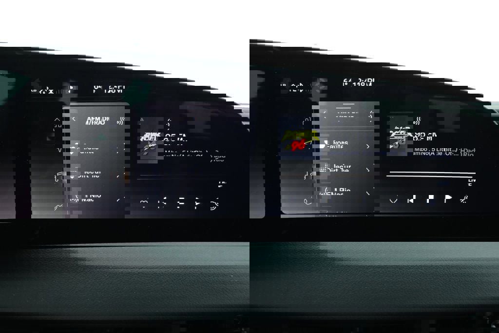 Used 2024 Lucid Air Touring image 19