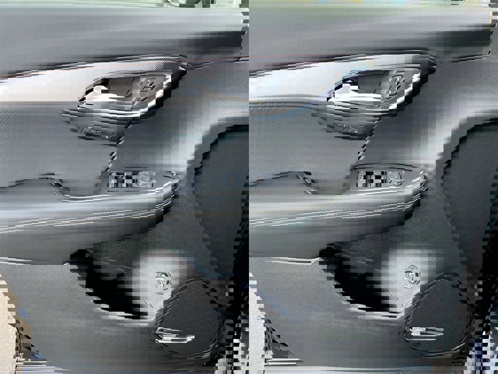 New 2026 Buick Envision Sport Touring image 19