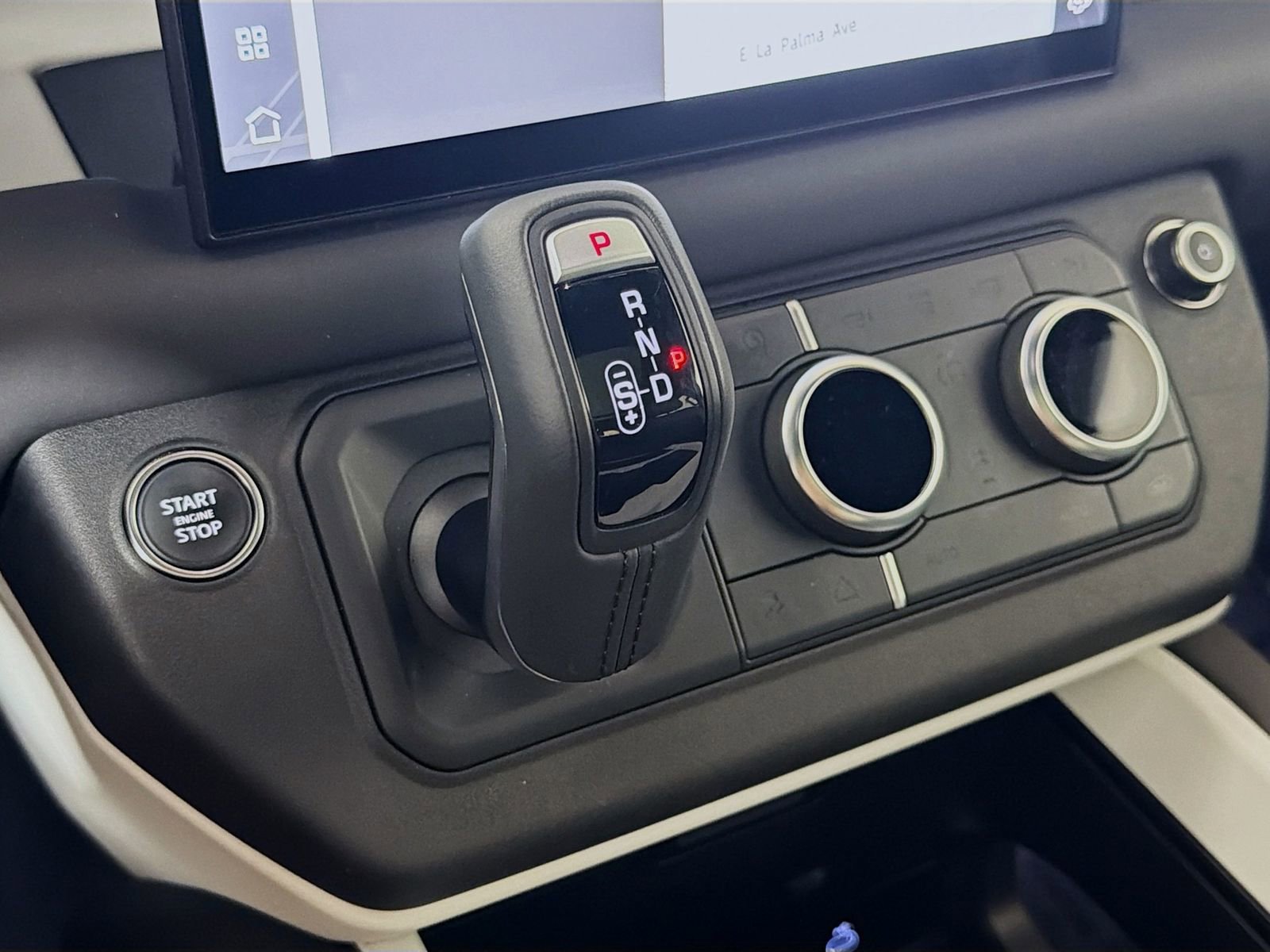 Certified 2025 Land Rover Defender 110 S AWD/4WD image 16