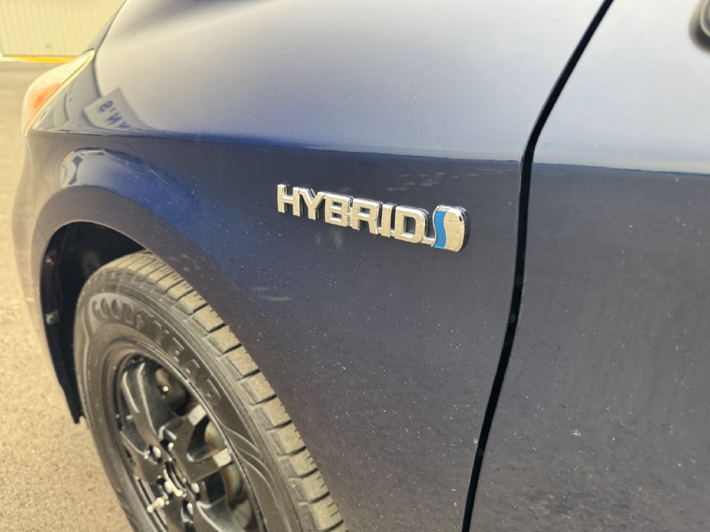 Used 2012 Toyota Prius Three FWD image 13