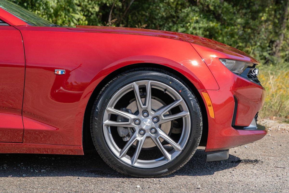 Used 2021 Chevrolet Camaro LT w/ RS Package RWD image 5