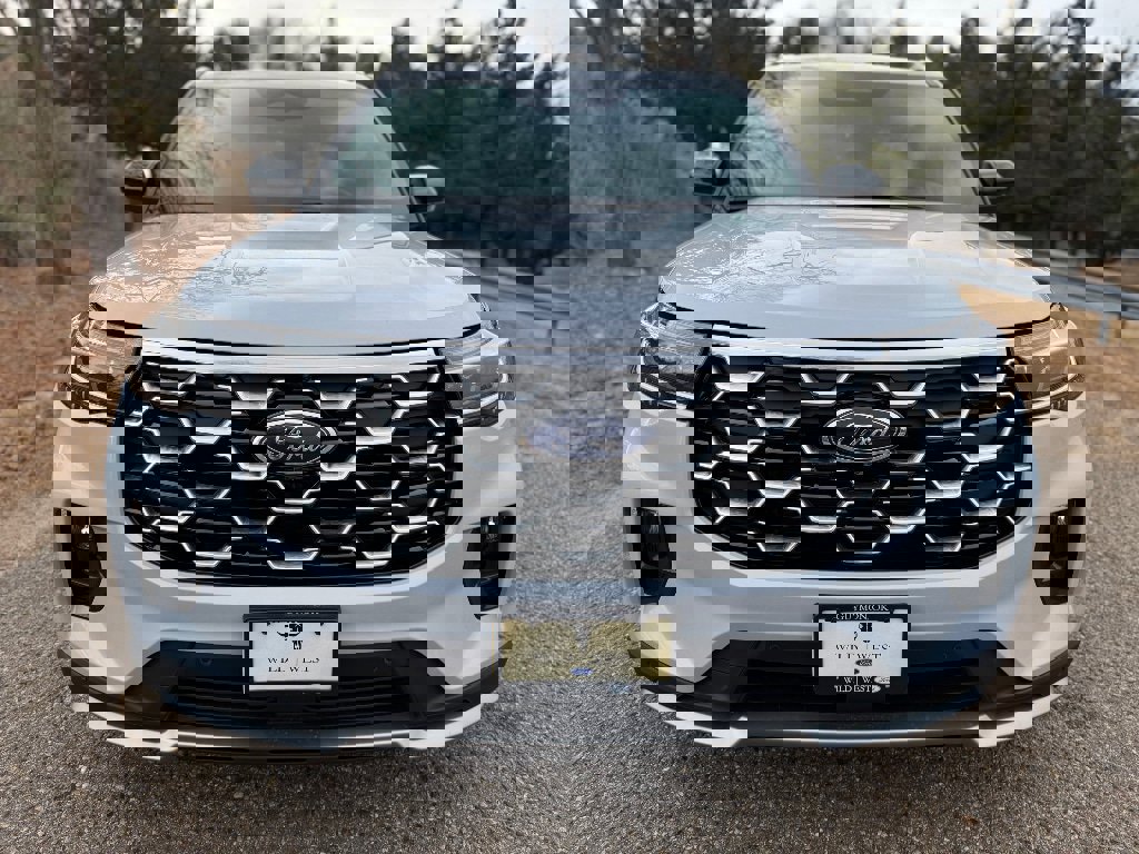 New 2026 Ford Explorer Platinum image 9