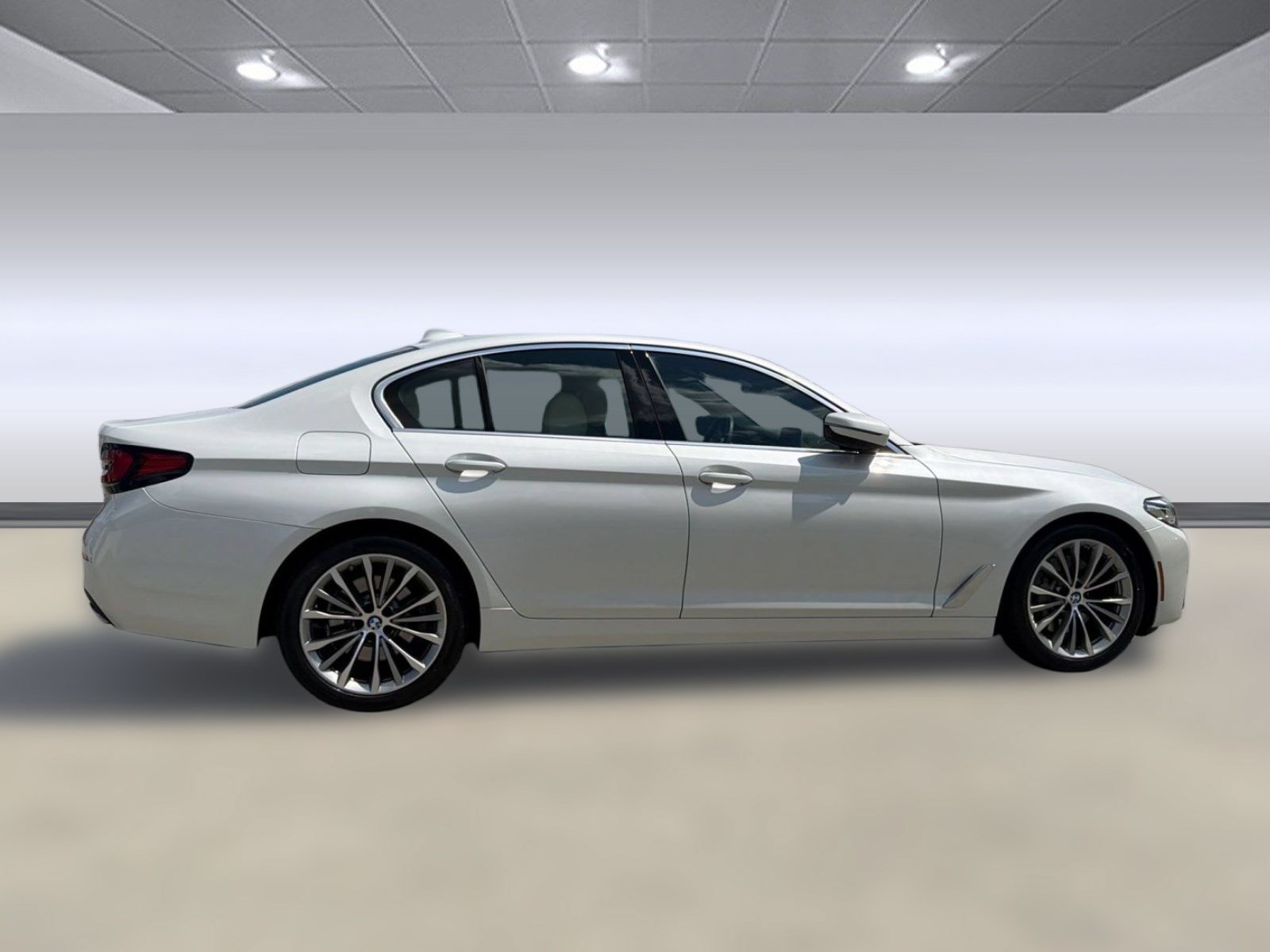 Certified 2023 BMW 530i w/ Premium Package RWD image 6