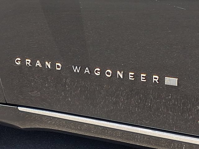 Used 2023 Jeep Grand Wagoneer L Series III AWD/4WD image 28