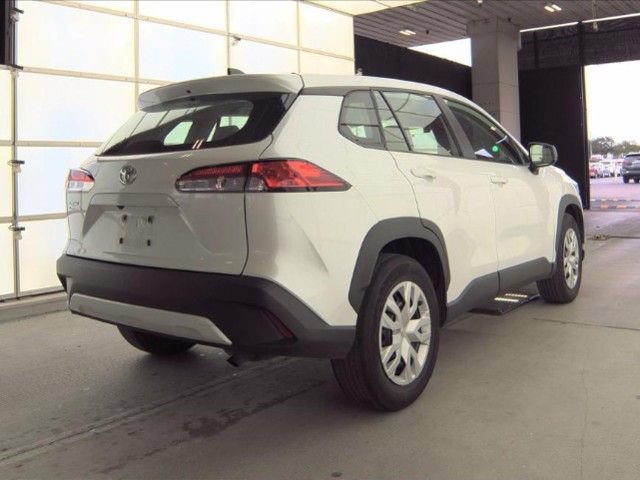 Used 2024 Toyota Corolla Cross L FWD image 3