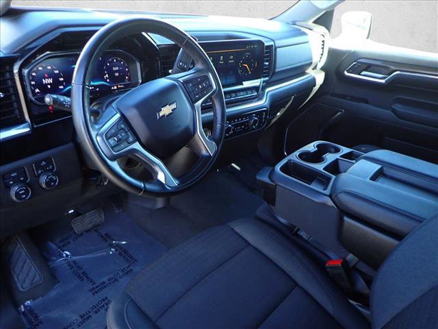 Used 2024 Chevrolet Silverado 1500 LT w/ Protection Package image 9