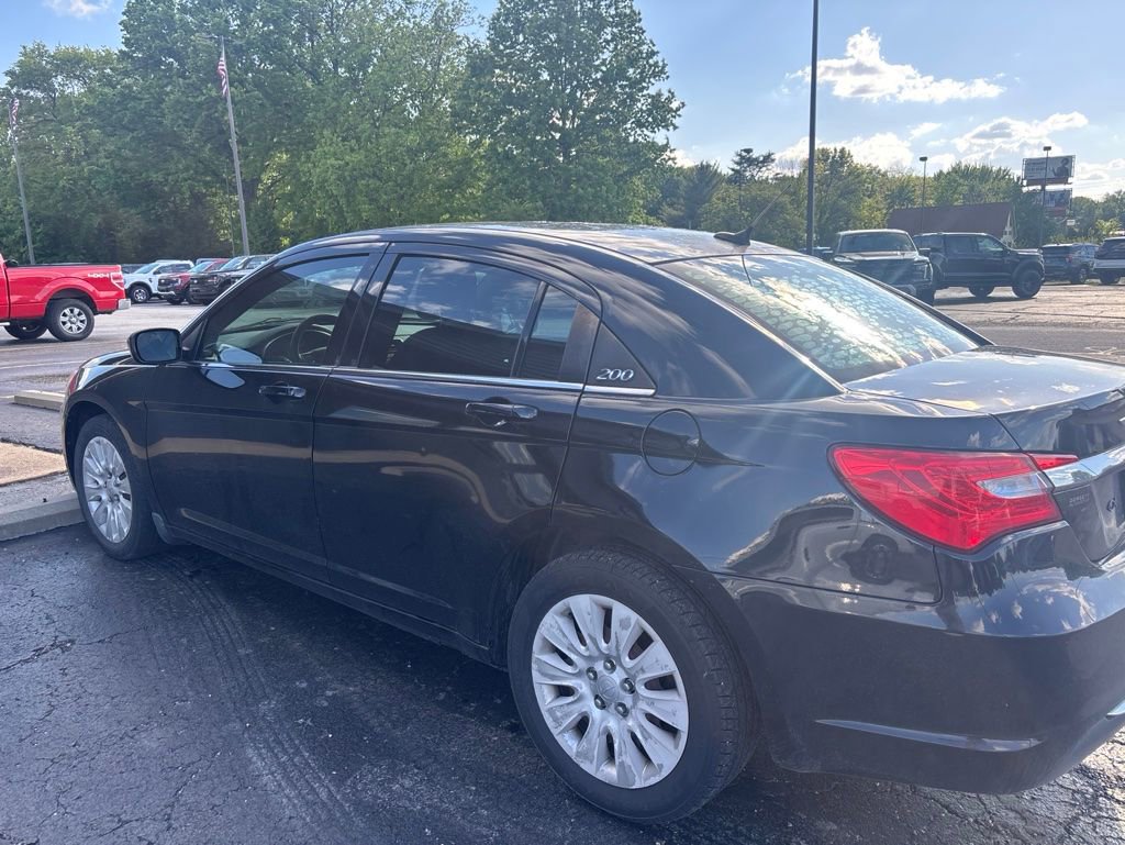 Used 2012 Chrysler 200 LX FWD image 6