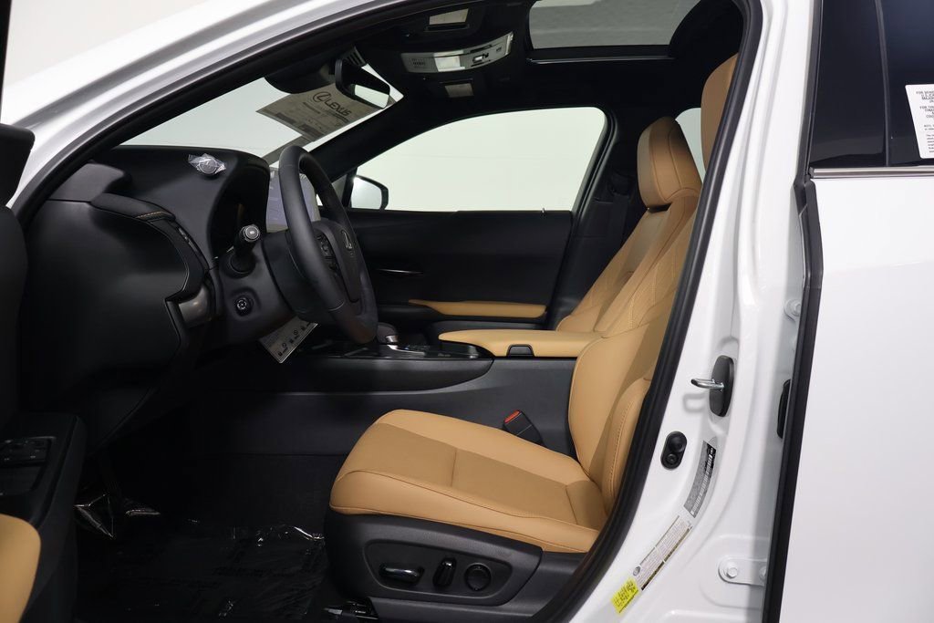 New 2026 Lexus UX 300h AWD image 5