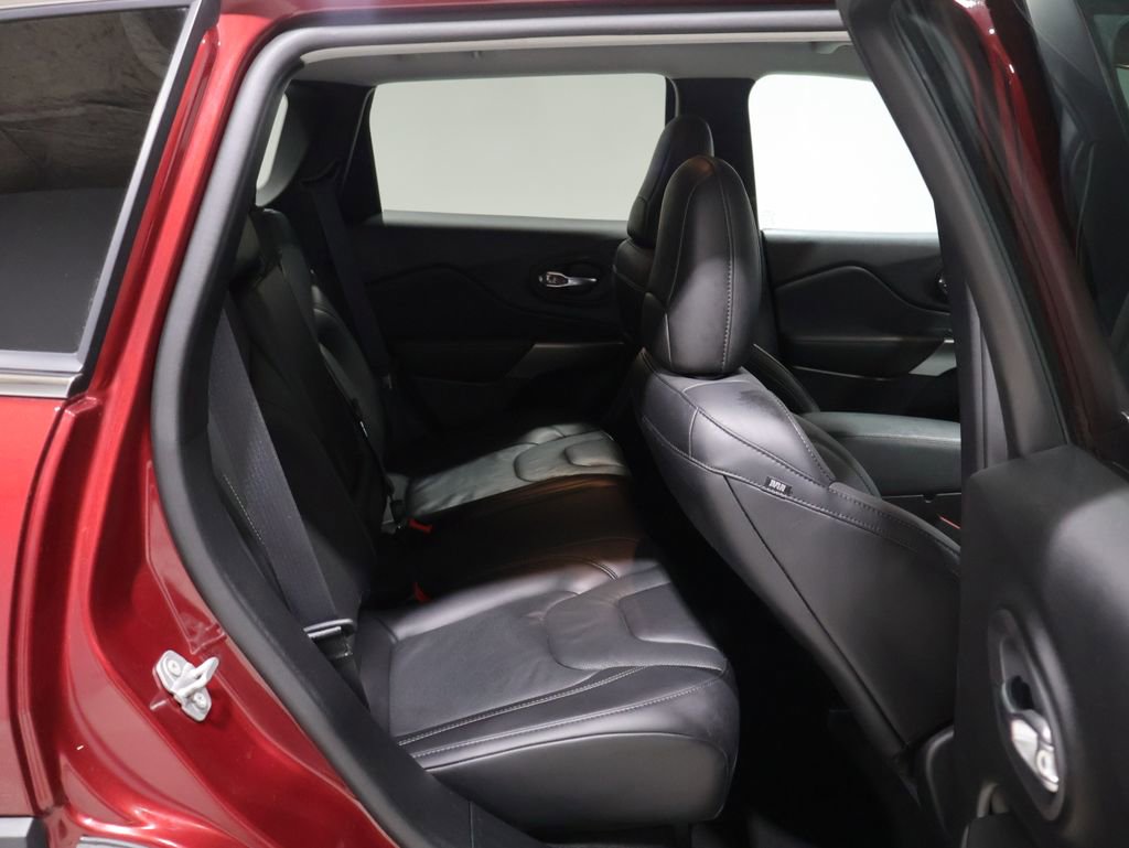 Used 2021 Jeep Cherokee Latitude Lux image 20