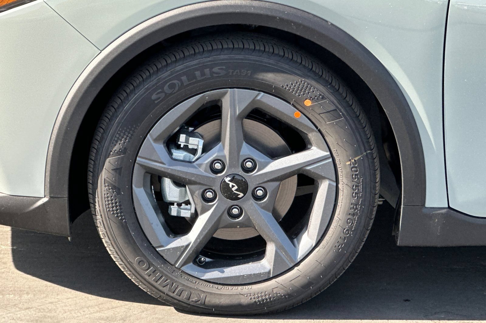 New 2026 Kia K4 FWD image 24