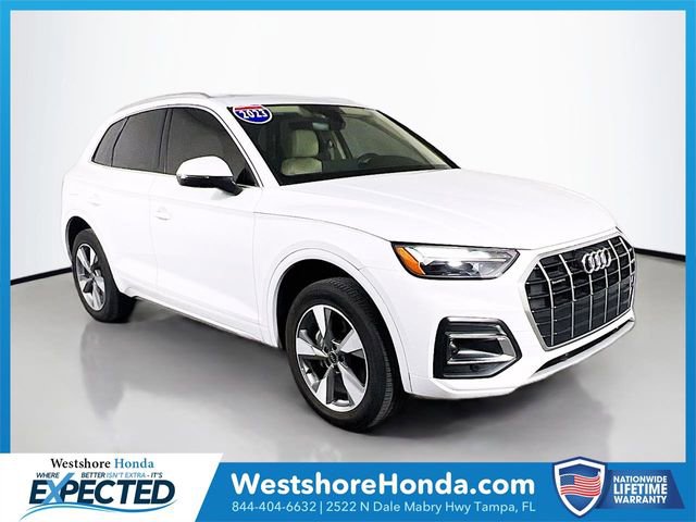 Used 2023 Audi Q5 2.0T Premium w/ Convenience Package AWD/4WD image 1