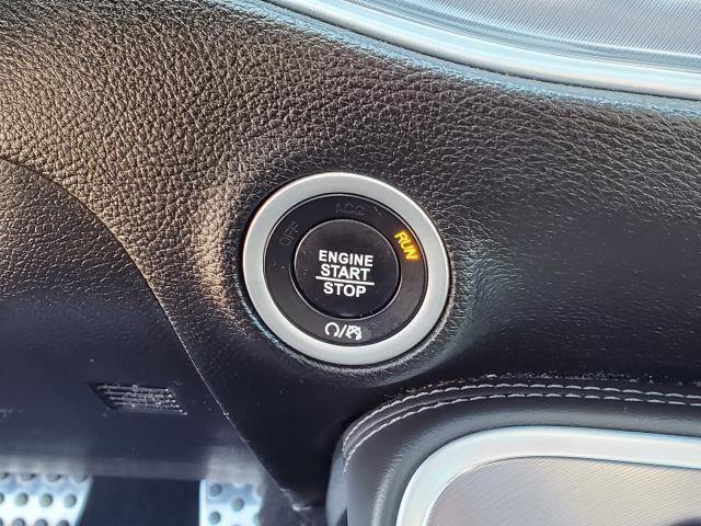 Used 2019 Dodge Challenger SXT w/ Plus Package image 14
