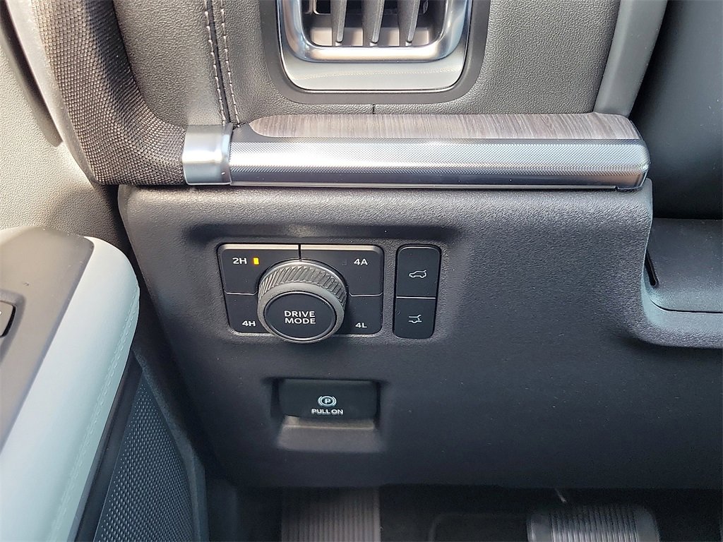 New 2025 Ford Expedition Platinum image 15