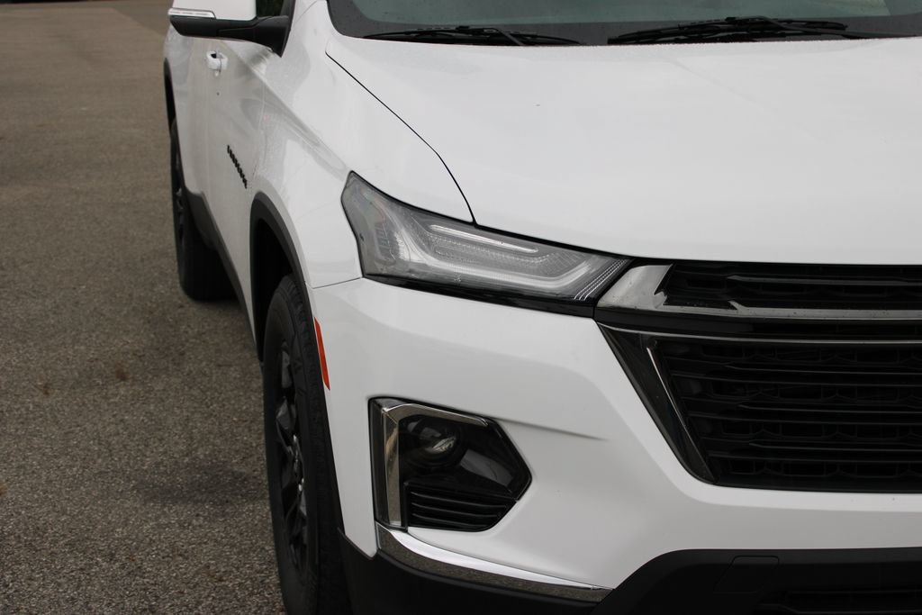 Certified 2024 Chevrolet Traverse LT w/ Midnight/Sport Edition AWD/4WD image 5