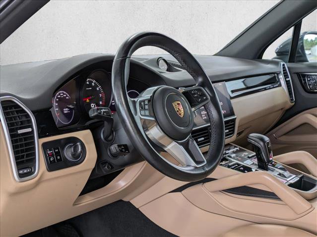 Used 2021 Porsche Cayenne image 11