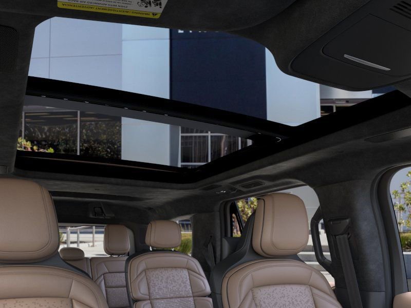 New 2026 Lincoln Navigator Black Label AWD/4WD image 22