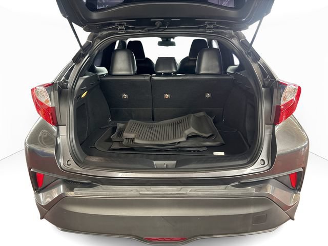 Used 2019 Toyota C-HR Limited FWD image 20
