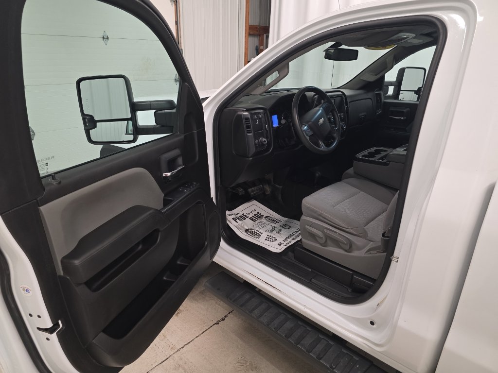 Used 2016 Chevrolet Silverado 2500 W/T w/ WT Convenience Package AWD/4WD image 13