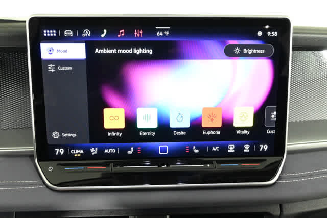 New 2026 Volkswagen Tiguan SE FWD image 9