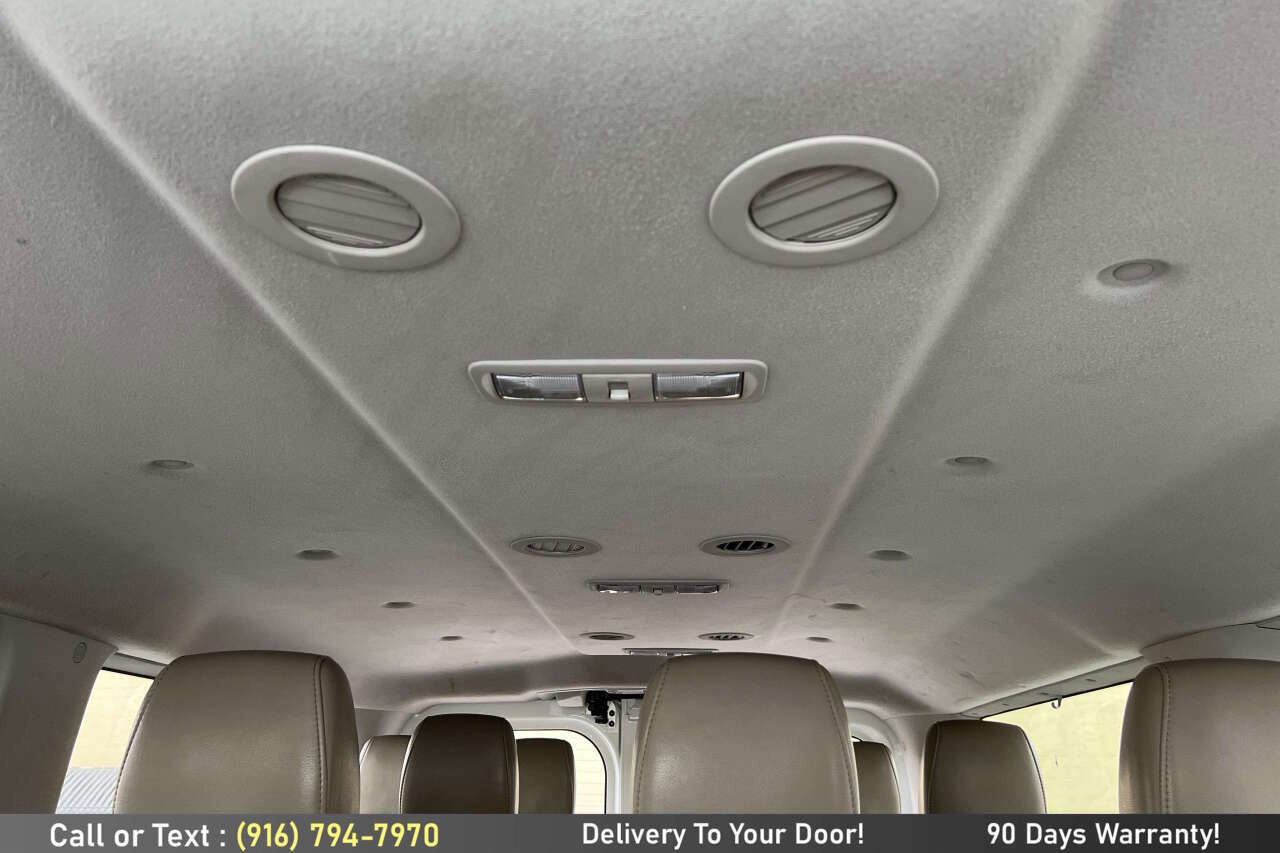 Used 2013 Nissan NV 3500 SL w/ Technology Pkg image 26