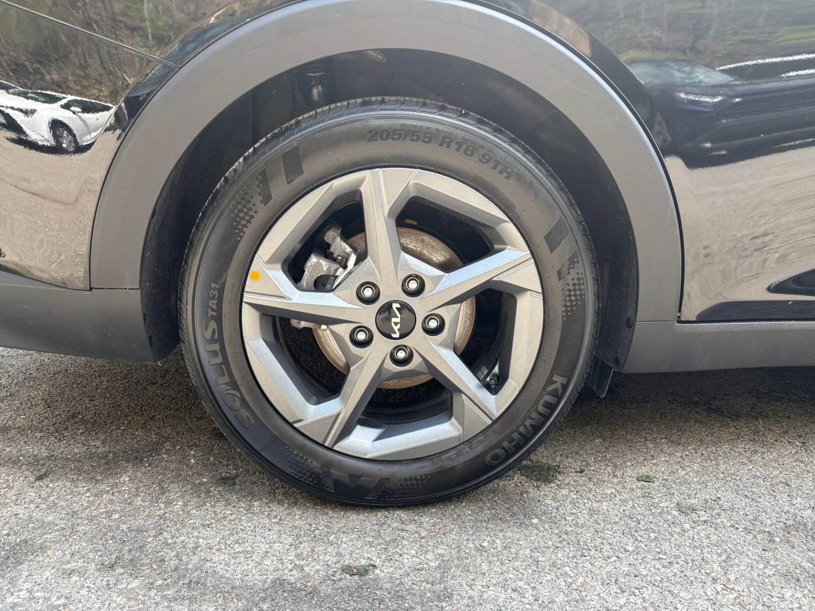 Used 2025 Kia K4 FWD image 30