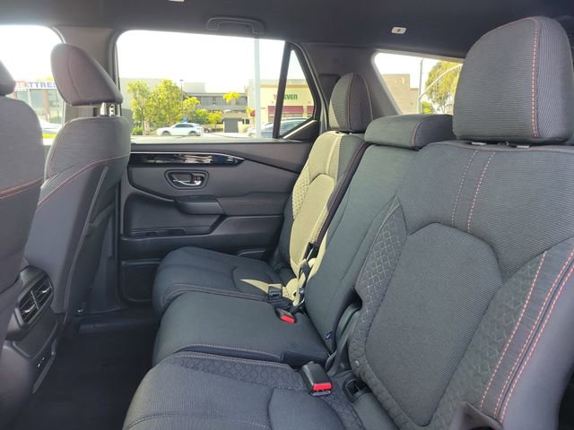 Certified 2025 Honda Pilot Sport image 12