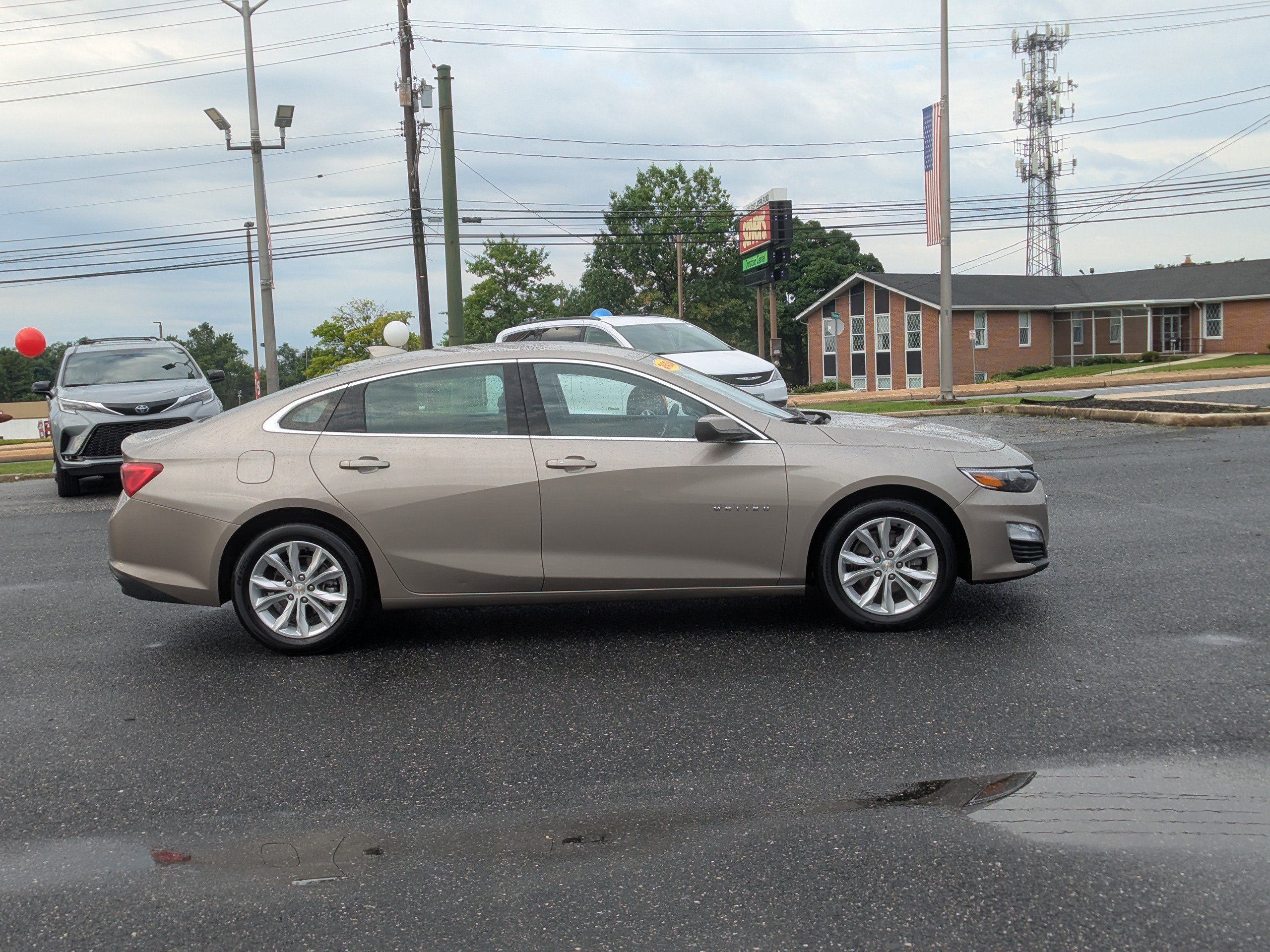 Used 2024 Chevrolet Malibu LT FWD image 10