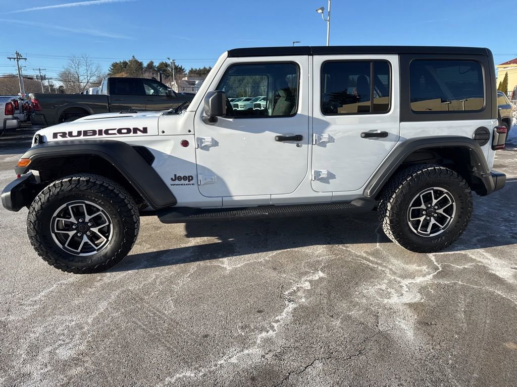 Certified 2024 Jeep Wrangler Unlimited Rubicon w/ Technology Group image 2