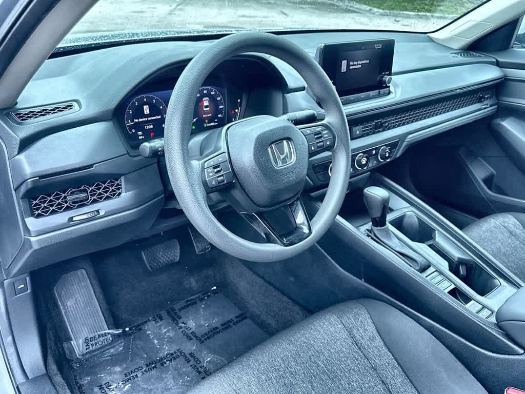 Used 2025 Honda Accord LX image 13