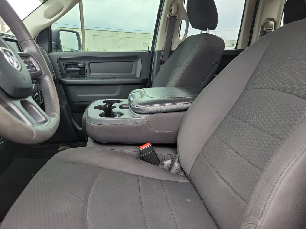 Used 2019 RAM 1500 Express w/ Wheel & Sound Group AWD/4WD image 18