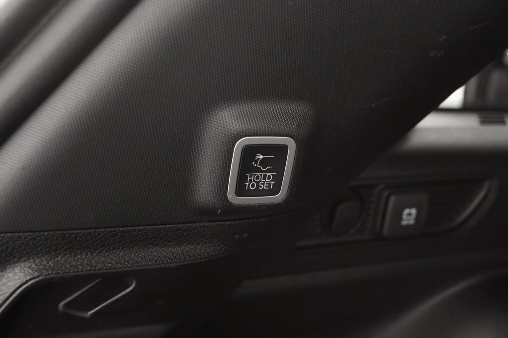 Certified 2022 Jeep Grand Cherokee Altitude image 15