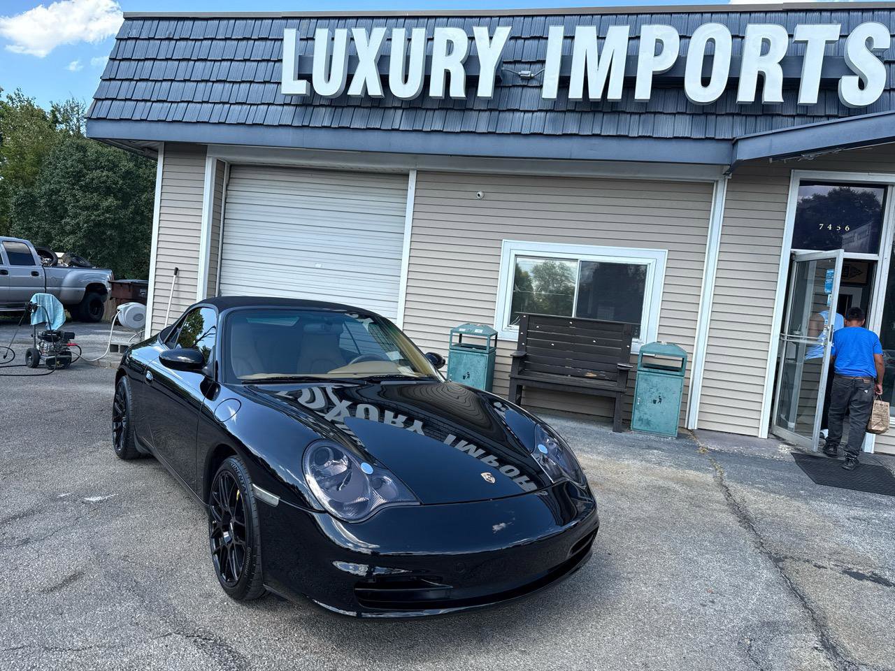 Used 2003 Porsche 911 Carrera 4 AWD/4WD image 11