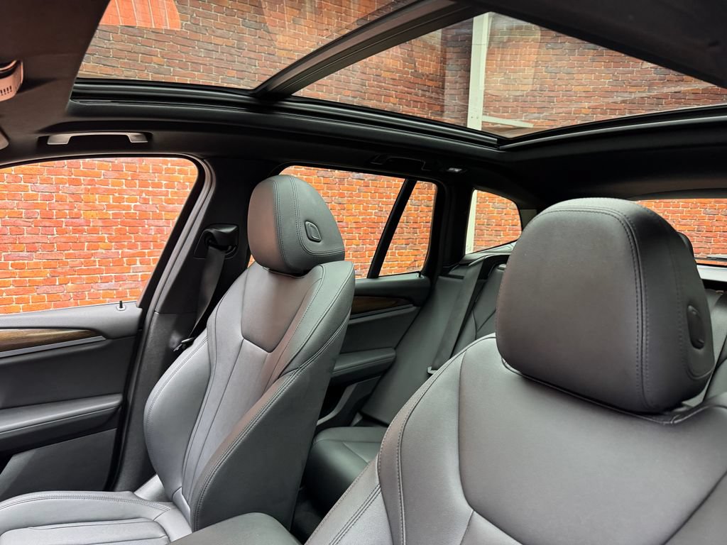 Used 2021 BMW X3 xDrive30i w/ Convenience Package AWD/4WD image 3