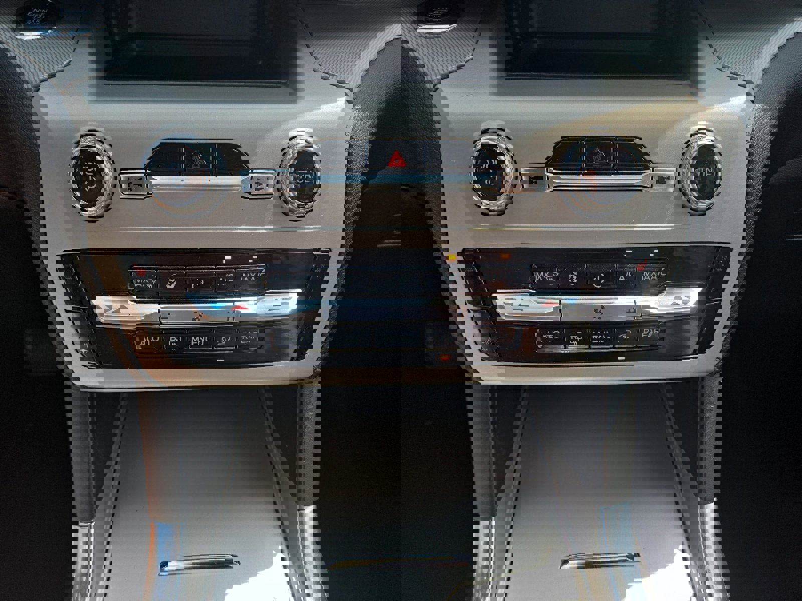 Certified 2023 Ford Explorer XLT w/ Equipment Group 202A image 20