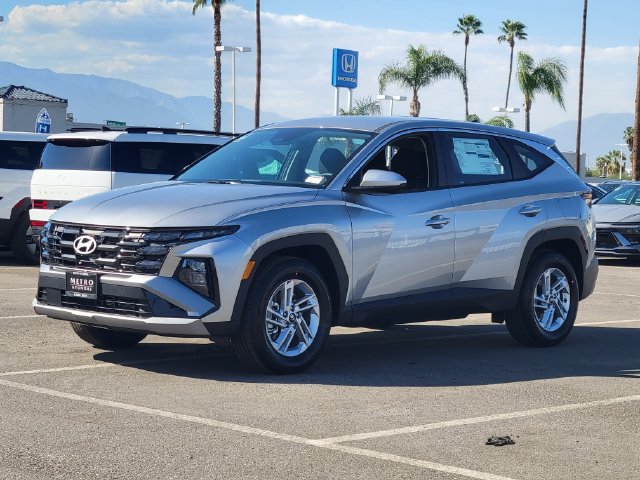 New 2026 Hyundai Tucson SE FWD image 2