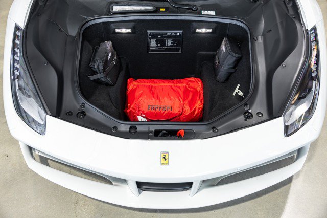 Used 2016 Ferrari 488 GTB RWD image 20