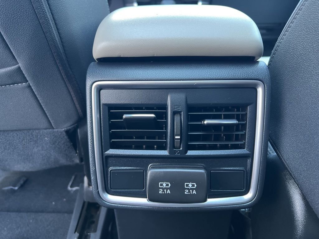 Used 2022 Subaru Forester Premium image 31