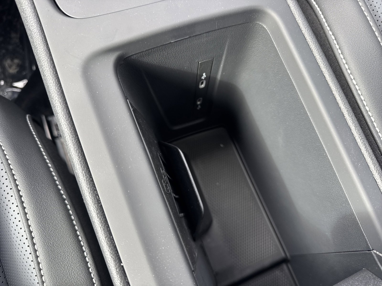 New 2026 Volkswagen Tiguan SE image 27