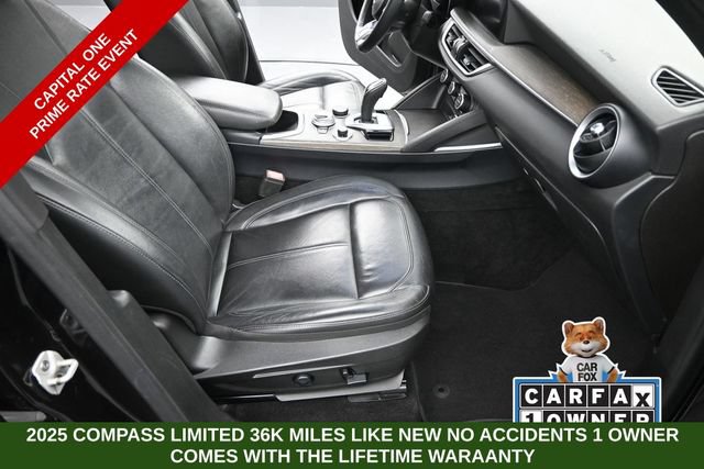 Used 2022 Alfa Romeo Stelvio Ti w/ Active Assist Plus Package AWD/4WD image 25