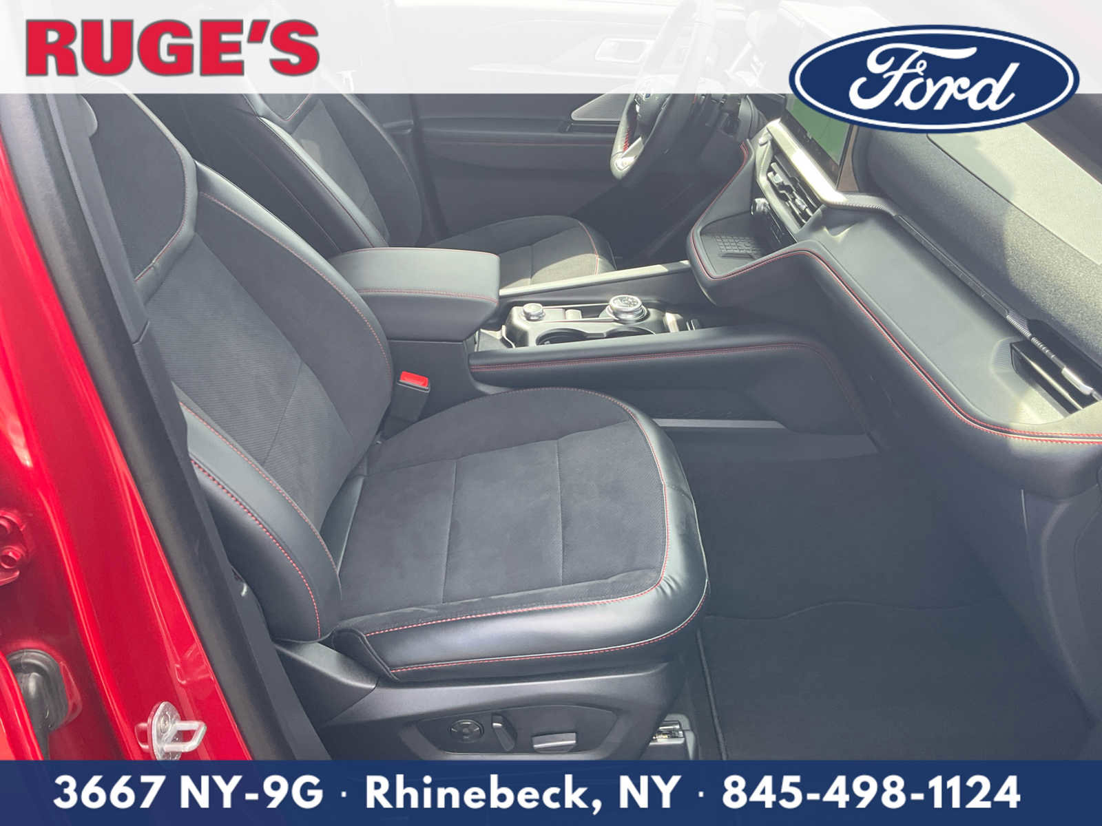 Used 2025 Ford Explorer ST image 11